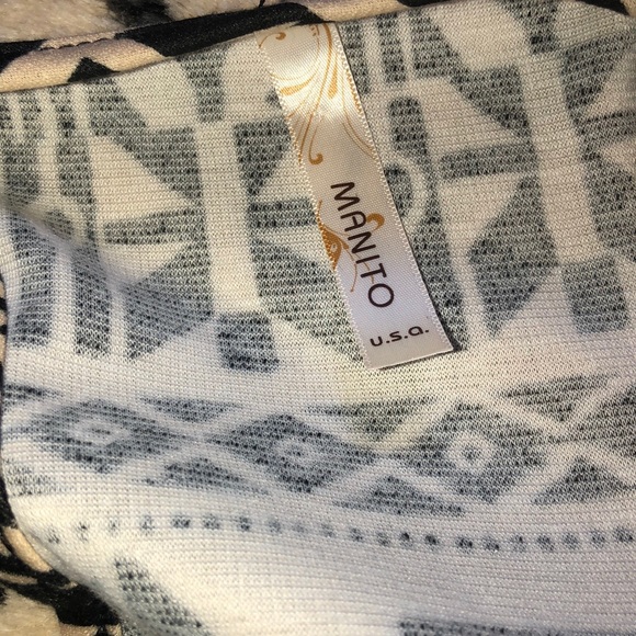 NWOT Tribal Print Razor Back Form Fitting Dress - Picture 6 of 7